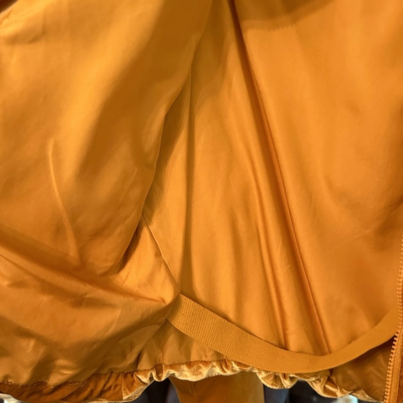 Fabletics gold velvet puffer coat - Picture 8 of 8
